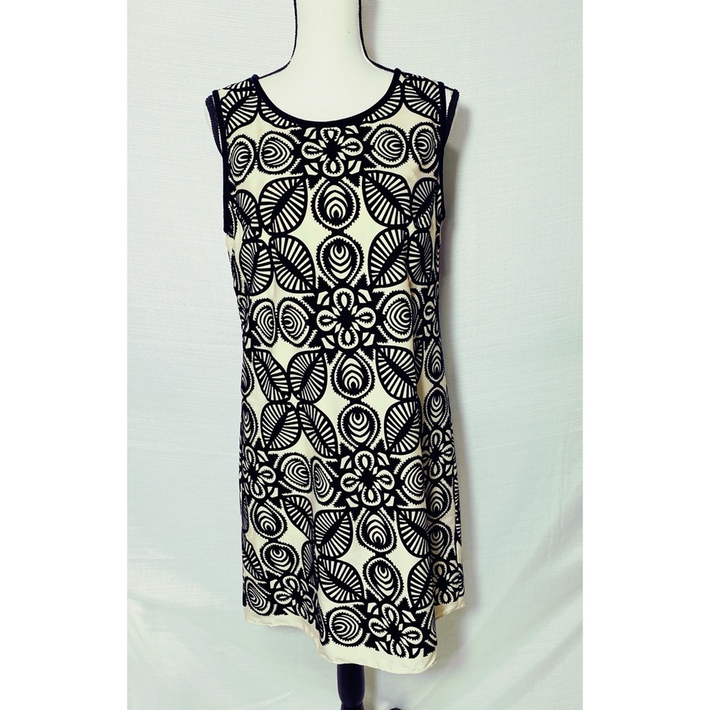 Max Studio Speciality Products ( MSSP) Beige Dress W/ Crushed Velvet Des… - Picture 1 of 8